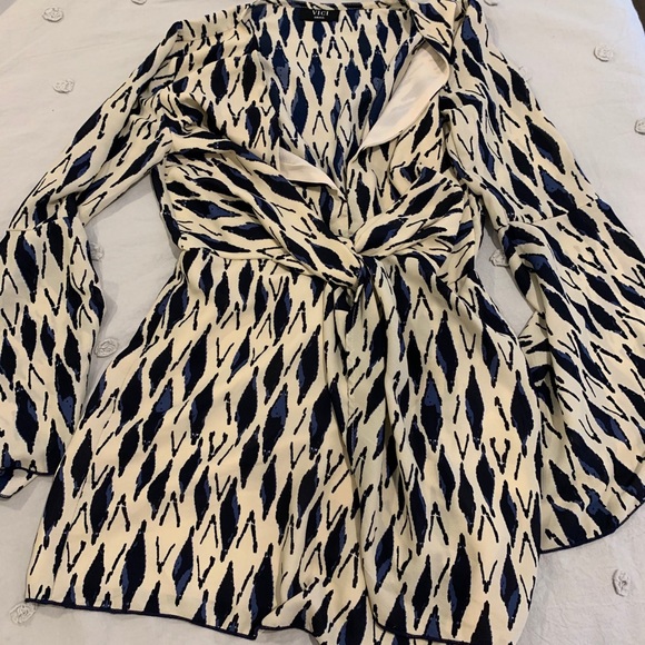 Vici blue and white twist dress - Picture 2 of 6